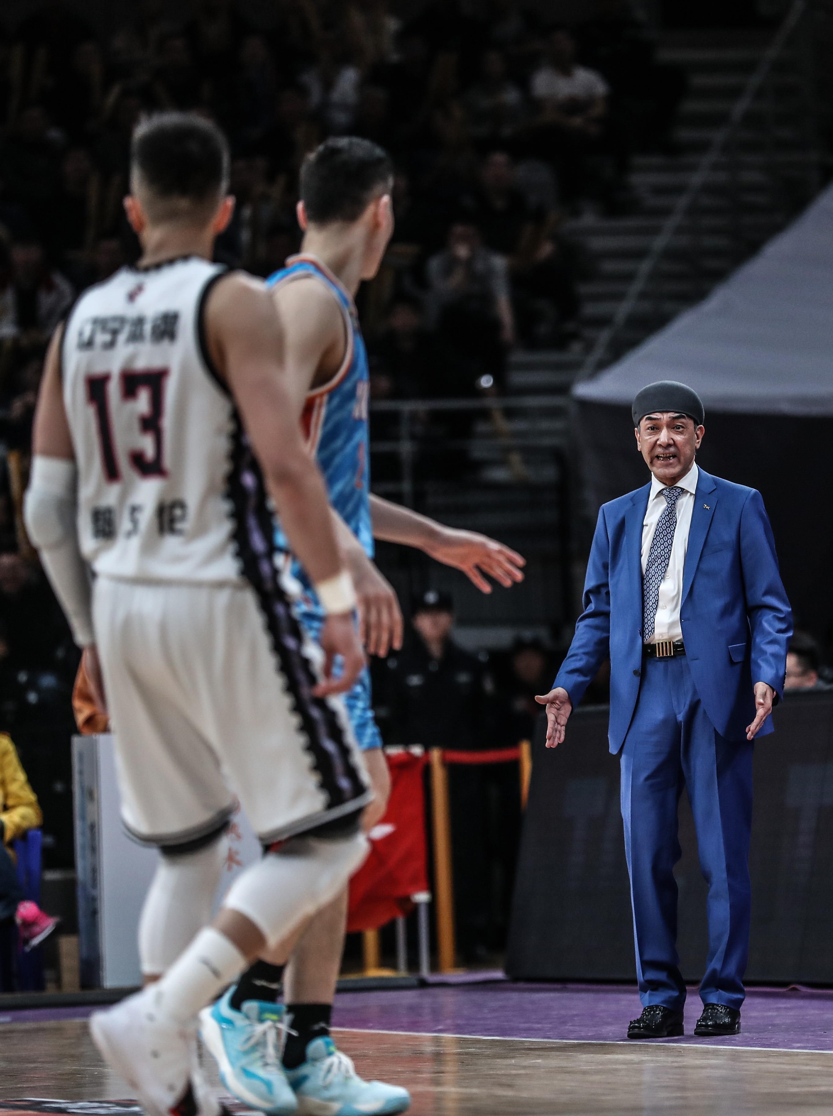 金年会官网-欧篮联倒计时，新疆广汇今夜止住颓势，细节引发关注，球迷炸锅，赛程密集仍需轮换的简单介绍