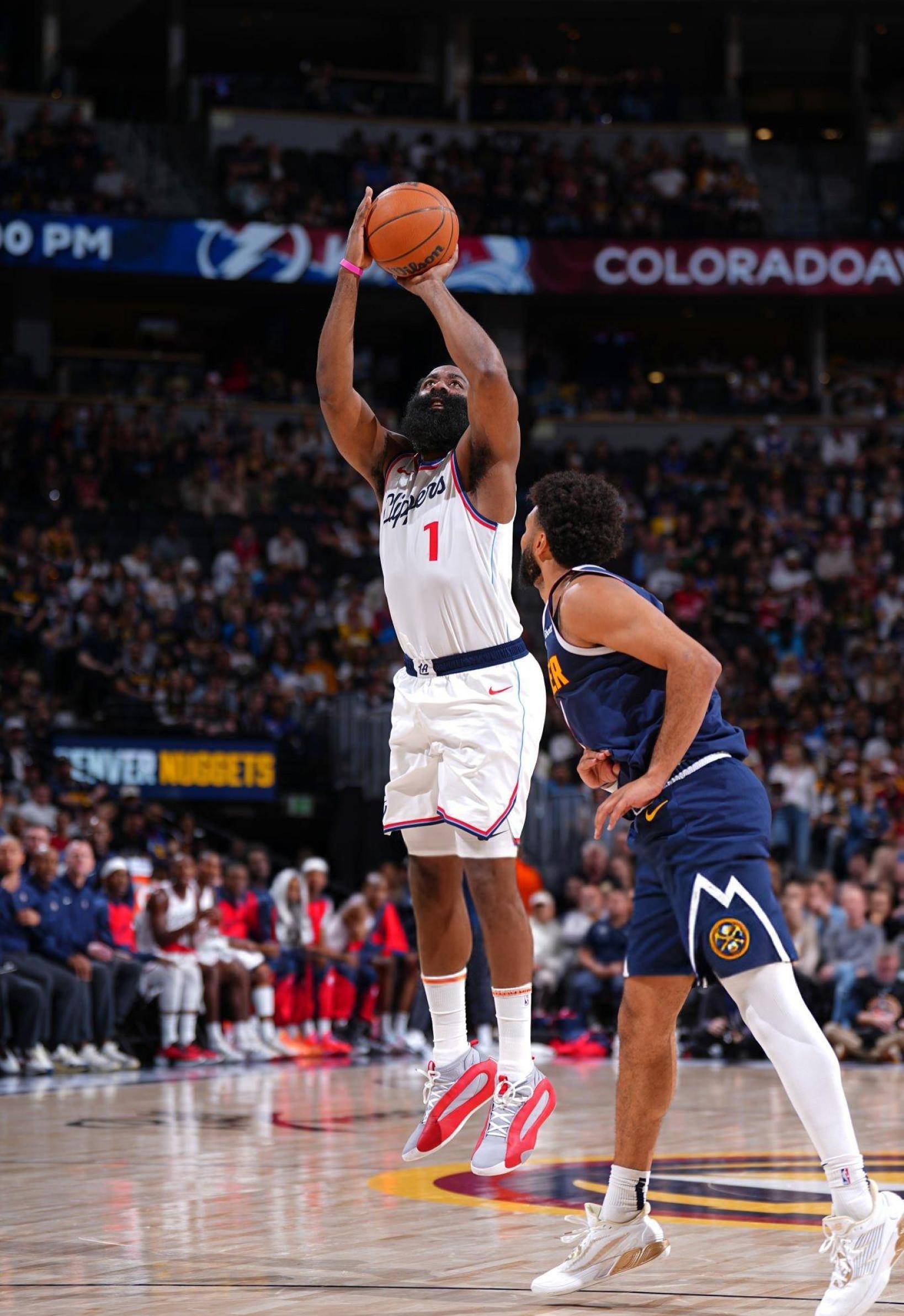 金年会下载-包含浙江稠州迎NBA常规赛关键赛，冲刺阶段状态回暖，底气十足，医务组通报恢复的词条